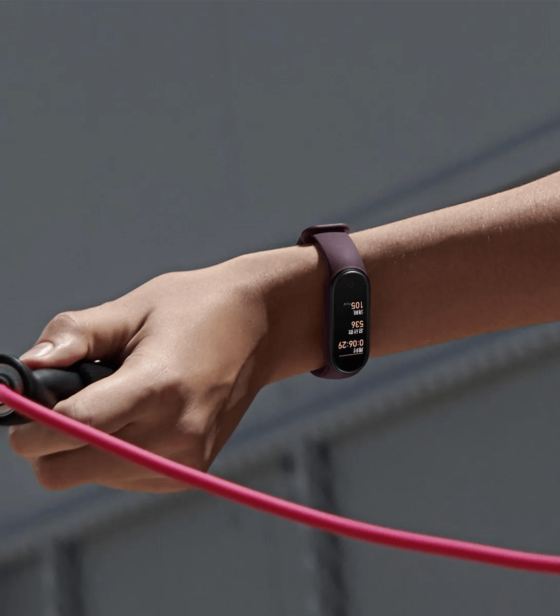Relógio Smartwatch Xiaomi Mi Band 5 com Funções Inteligentes